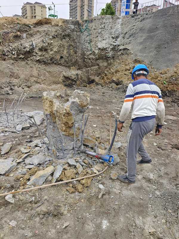 泰安新泰麻豆国产视频